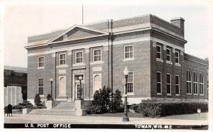 H38/ Tomah Wisconsin RPPC Postcard 1950 U.S. Post Office Building