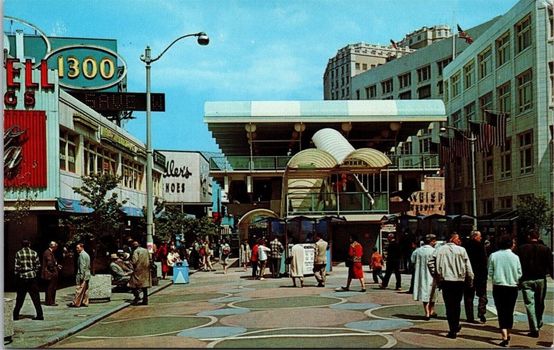 Vtg Seattle Washington WA Downtown Monorail Station Westlake Mall Postcard