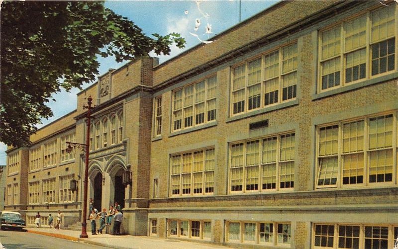 York Pennsylvania~William Penn Senior High School~Students @ Doorway~1960s Pc