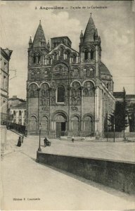 CPA Angouleme- Facade de la Cathedrale FRANCE (1073491)