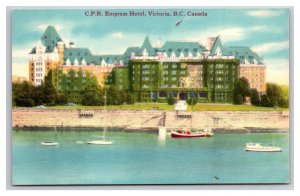 CPR Empress Hotel and Garden Victoria BC Canada UNP DB Postcard Z10