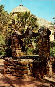 Texas, San Antonio - Ancient Well At Mission - [TX-107]