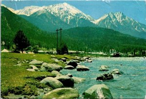 VINTAGE CONTINENTAL SIZE POSTCARD LIDDER VALLEY PAHALGEM KASHMIR INDIA 1977