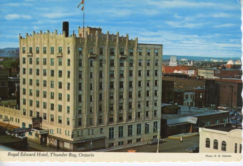 Royal Edward Hotel Thunder Bay Ontario CAA AAA Unused Vintage Postcard D20