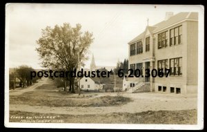 h3477 - NOMININGUE Quebec 1920s Road View. School. Real Photo Postcard