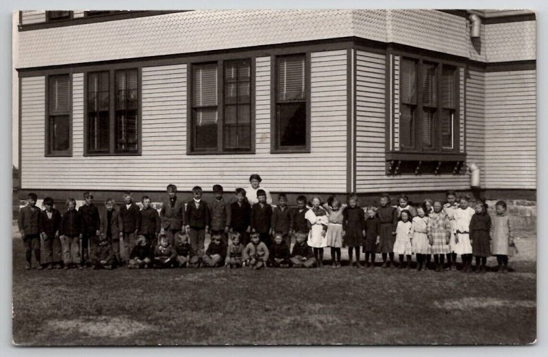 RPPC Brocket ND North Dakota Schoolhouse Children c1915 Real Photo Postcard V6