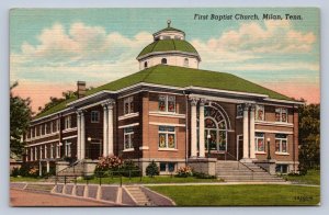 K4/ Milan Tennessee Postcard Linen First Baptist Church Building  176