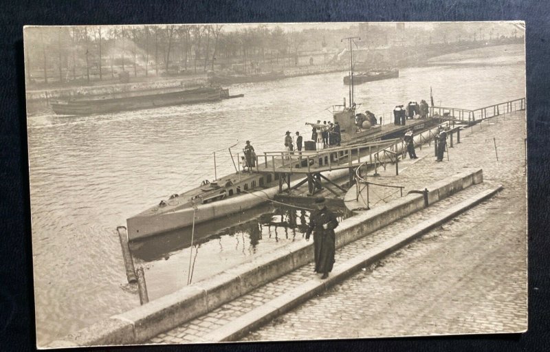 Mint WW 1 France Real picture Postcard Navy U Boat Submarine At Port 