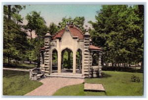 1951 Well House Indiana University Bench Grove Bloomington Indiana IN Postcard