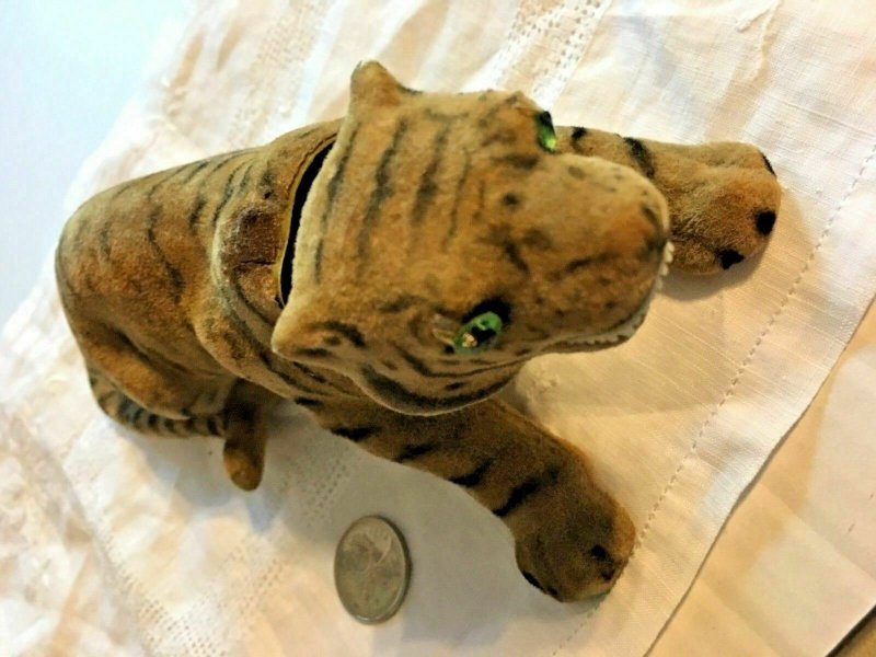 Vintage Felt Tiger Bobble Nodding Head 8” Green Eyes Teeth Unusual   SKU 043-106