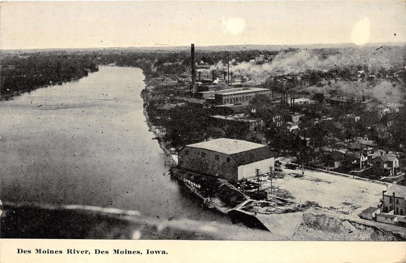 Des Moines Iowa~Des Moines River Bird's Eye View~Factories on Shoreline~c1910 Pc