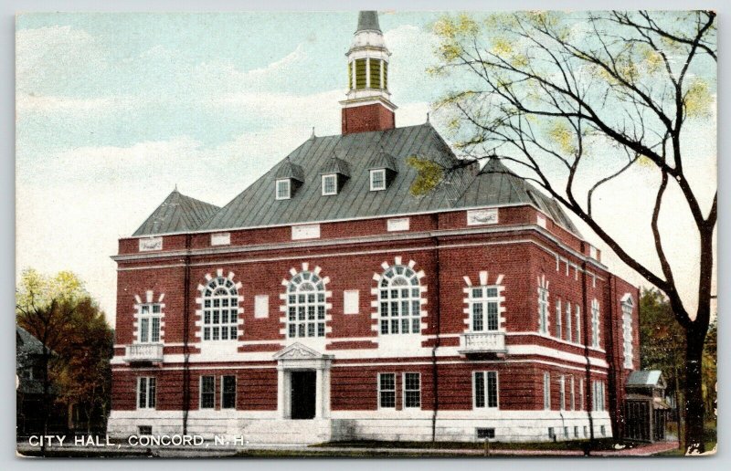 Concord New Hampshire~City Hall~Wood Wind Shelter By Side Door~1901 Postcard