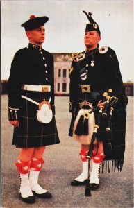 Private And Corporal Piper Gordon Highlanders London Vintage Postcard C319