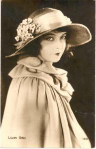 Lillian Gish Actor / Actress Postcard Post Card Old Vintage Antique Movie Sta...