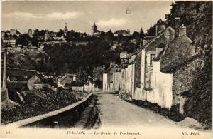 CPA AVALLON - La Route de PONTAUBERT (657164)