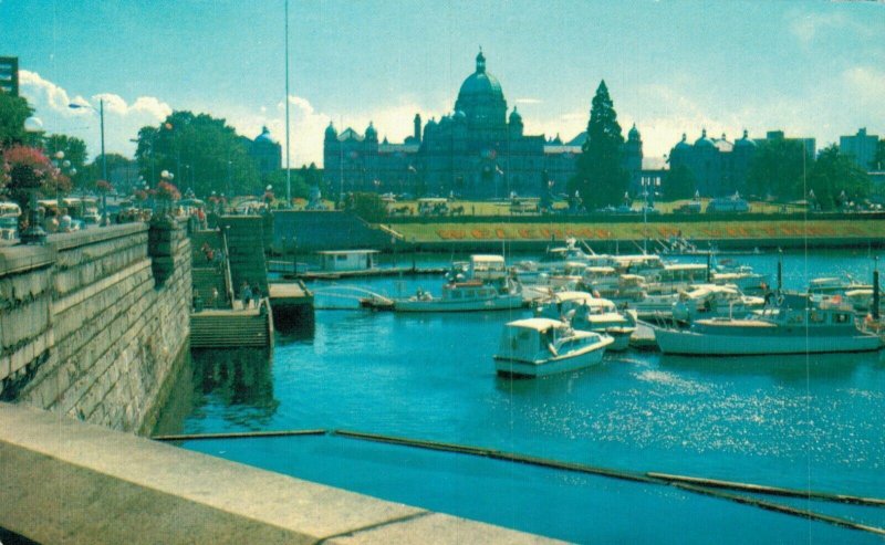 Canada Parliament Buildings Harbour Victoria British Columbia Postcard 03.54