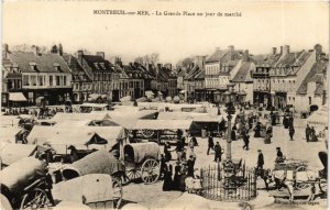 CPA AK MONTREUIL-sur-MER - La Grande Place un jour de marché (976365)