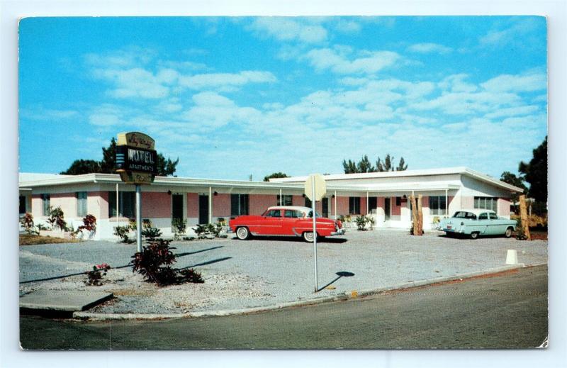 Postcard FL St Petersburg Sky Way Motel 1950's Old Cars E19