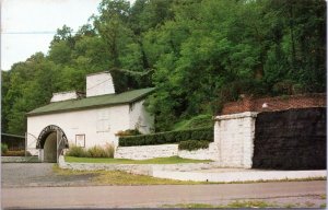 Postcard WV Bluefield - Pocahontas Exhibition mine exterior view of entrance