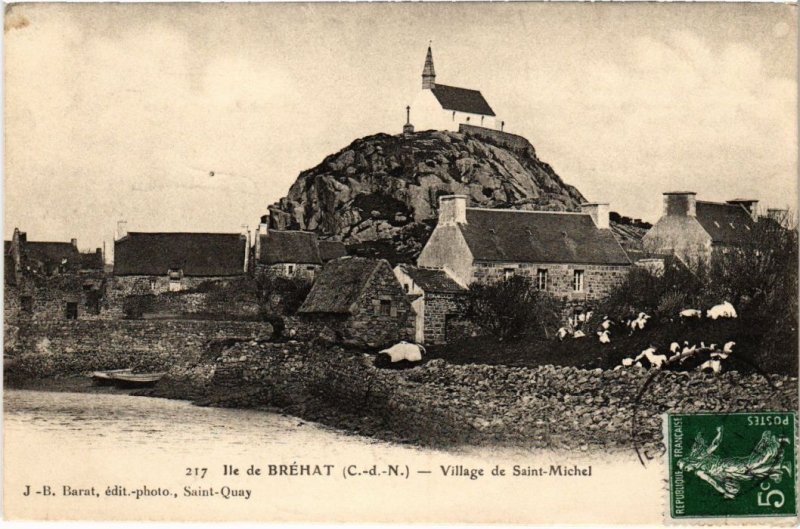 CPA ILE-DE-BREHAT - SAINT-MICHEL Village de Saint-Michel (1294969)