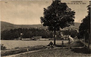 CPA GÉRARDMER un coin du lac-les-BAINS (401594)