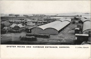 PC PAKISTAN, KARACHI, OYSTER ROCKS, Vintage Postcard (b43267)