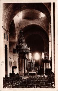 CPA PÉRIGUEUX-Cathédrale de St-Front-La Nef (232928)