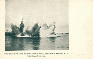 Vintage Postcard 1900's Great Explosion Henderson's Point Portsmouth Harbor N.H.