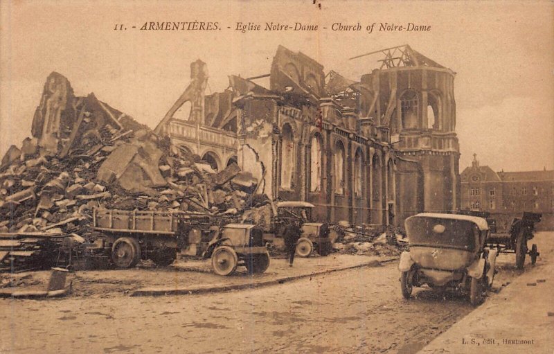 ARMENTIERES FRANCE~EGLISE NOTRE DAME-DAMAGE~PHOTO POSTCARD