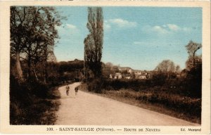 CPA St-SAULGE Route de NEVERS Nievre (100486)