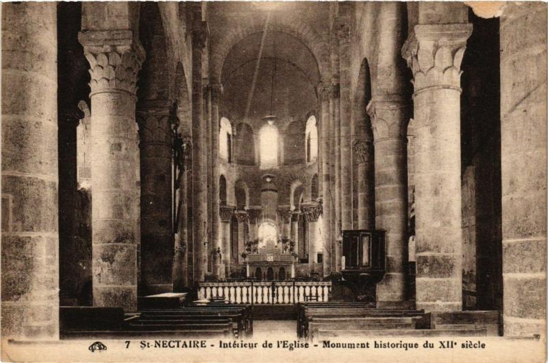 CPA St-NECTAIRE Interieur de l'Église - Monument Historique (408288)