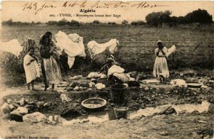 CPA AK Algerie Types Mauresques lavant leur linge Algerie (735848)