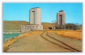 Fort Peck Dam and Powerhouses Montana MT UNP Chrome Postcard R8