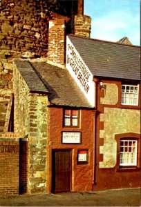 Conwy~Conway, Wales~North  SMALLEST HOUSE In GREAT BRITAIN   4X6 Postcard