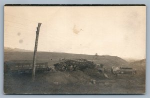 TRAIN WRECK CHICAGO & NORTH WESTERN RAILROAD ANTIQUE REAL PHOTO POSTCARD RPPC