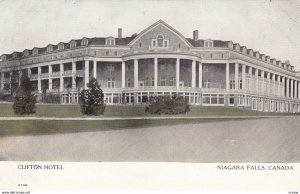 NIAGARA FALLS , Canada , 00-10s ; Clifton Hotel