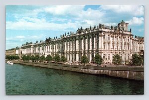 Winter Palace Leningrad Russia USSR UNP Chrome Postcard J16