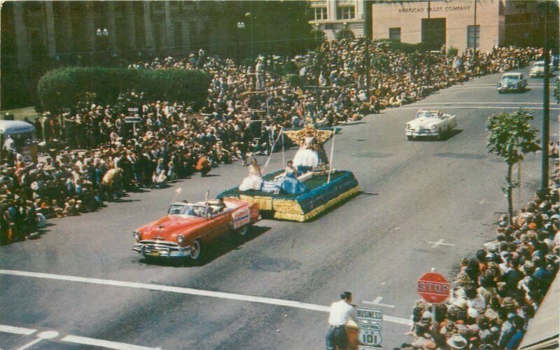 Santa Rosa California Annual Rose Parade Autos Roberts Postcard 21-11952 