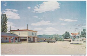 ST. GABRIEL DE BRANDON, Quebec, Canada, PU-1975; Motel De France