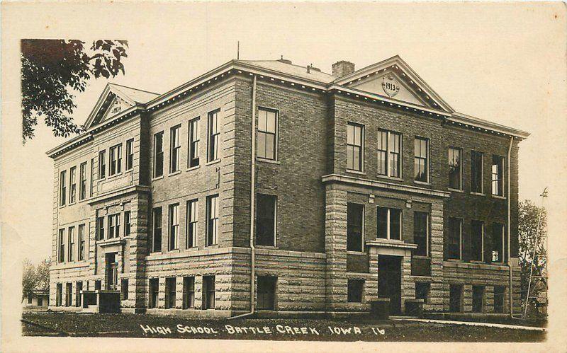 Battle Creek Iowa 1940s High School RPPC real photo postcard 3677