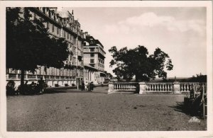 CPA Pau Boulevard des Pyrenees FRANCE (1124604)