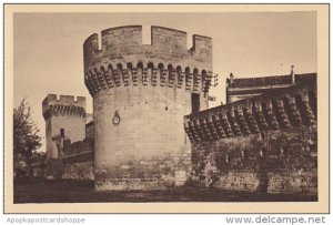 France Avignon Les Ramparts