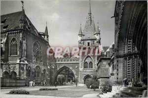 Postcard Modern vajdahunyad Budapest castle (agricultural museum)