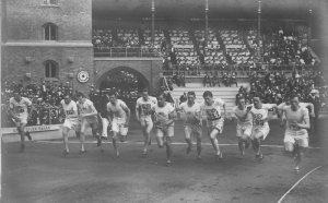 RPPC STOCKHOLM SWEDEN OLYMPICS SPORTS 1500 METER RACE REAL PHOTO POSTCARD (1912)