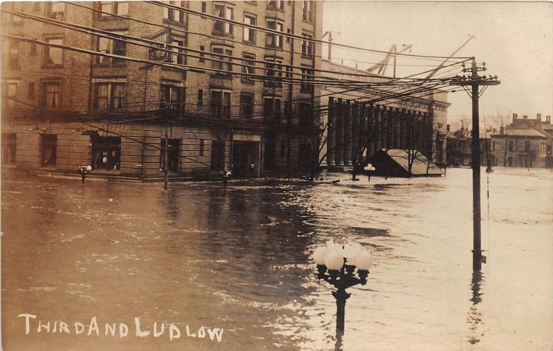 E55/ Dayton Ohio Real Photo RPPC Postcard 1913 Flood Disaster 3rd Ludlow 8