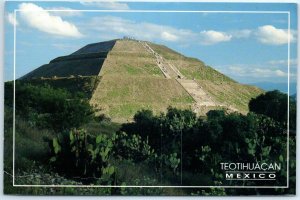 Postcard - View of The Pyramid of The Sun - Teotihuacan, Mexico