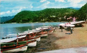 Lago de Chapala Mexico Lake Chapala's Guadalajara Boats Vintage Postcard H34