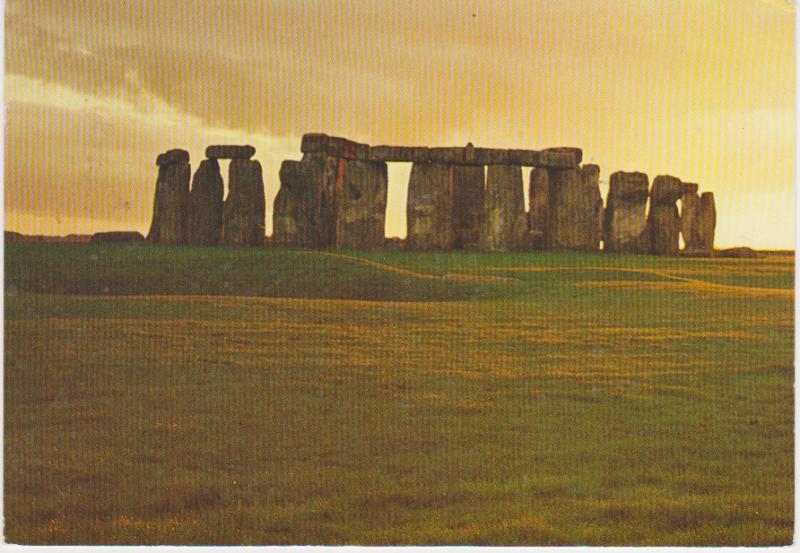 STONEHENGE, WILTSHIRE, ENGLAND