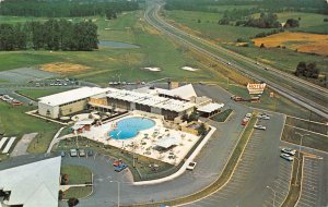Gaithersburg, Maryland, The Washingtonian Motel & Country Club, AA358-25