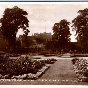 c1950 Bury St Edmunds, England RPPC Abbey Gardens Cathedral Church Park A337